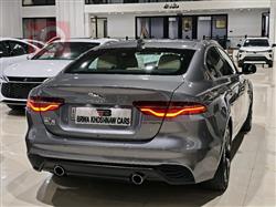 جاكوار XE